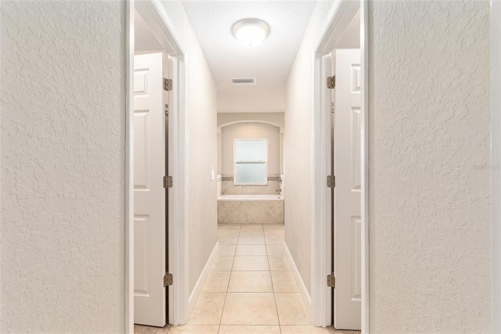 待售: $379,000 (4 贝兹, 2 浴室, 2045 平方英尺)