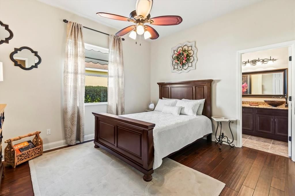 На продажу: $981,000 (3 спален, 3 ванн, 3232 Квадратных фут)