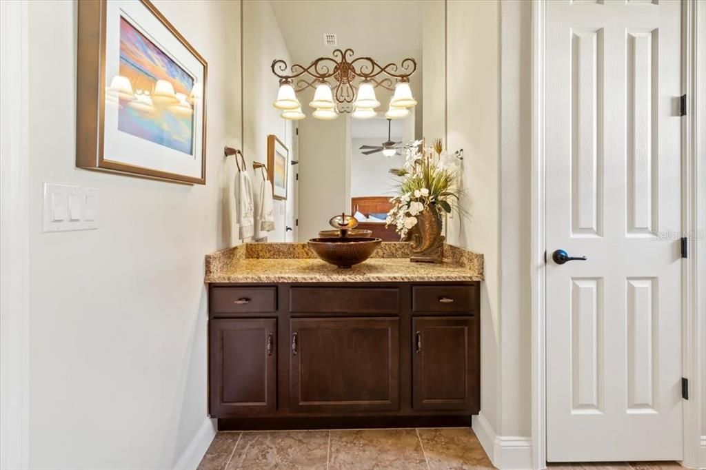 На продажу: $981,000 (3 спален, 3 ванн, 3232 Квадратных фут)