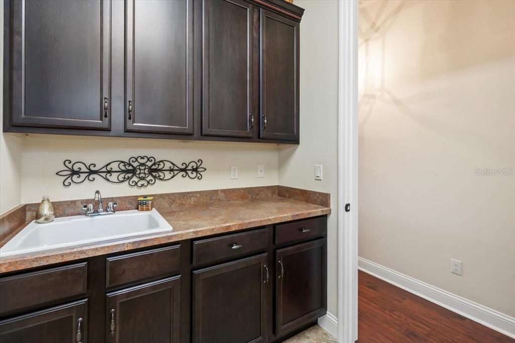 На продажу: $981,000 (3 спален, 3 ванн, 3232 Квадратных фут)