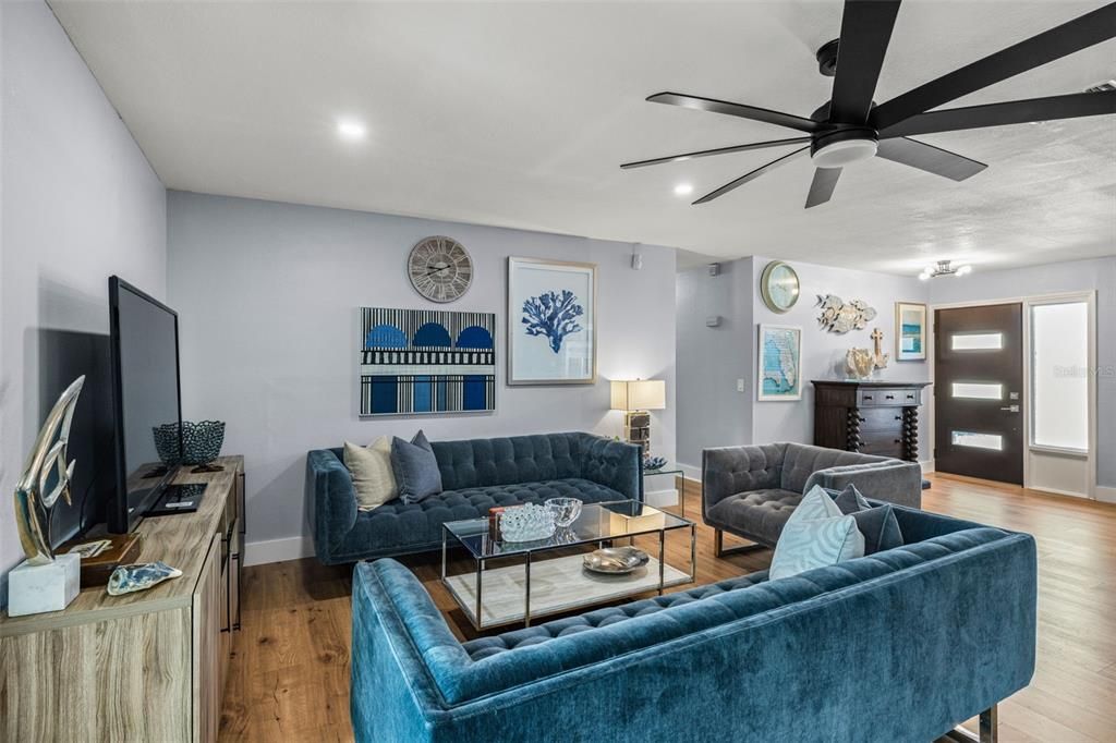 For Sale: $859,000 (4 beds, 2 baths, 2250 Square Feet)