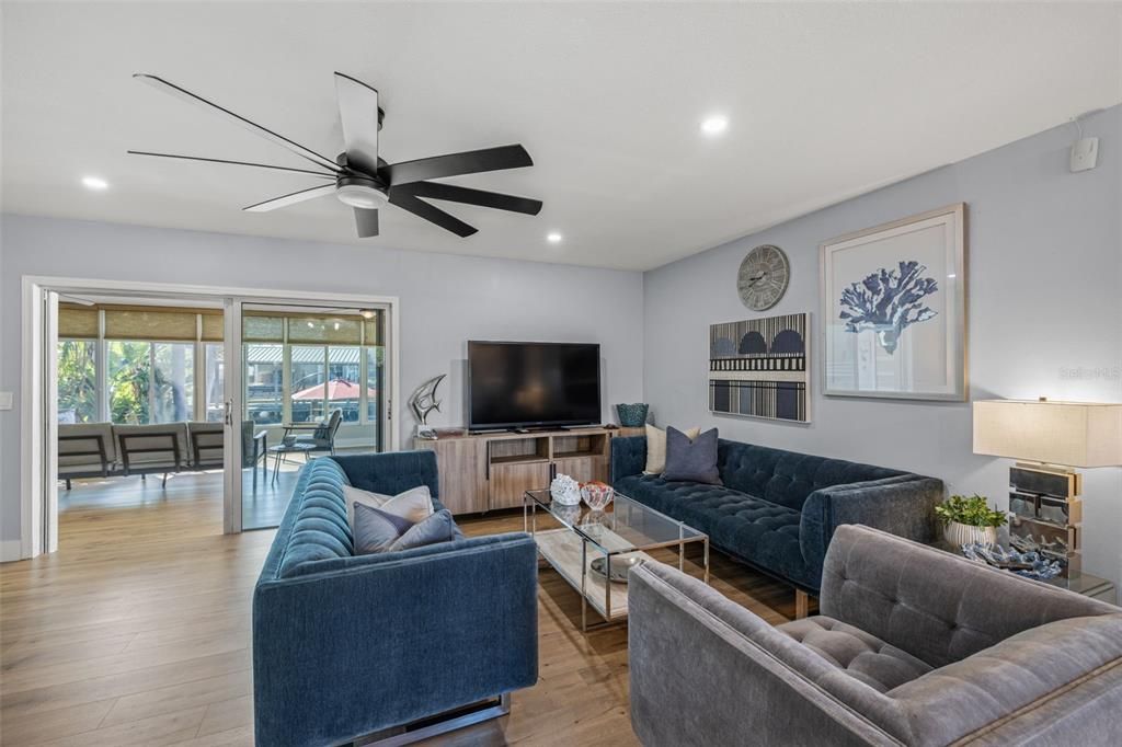 For Sale: $859,000 (4 beds, 2 baths, 2250 Square Feet)