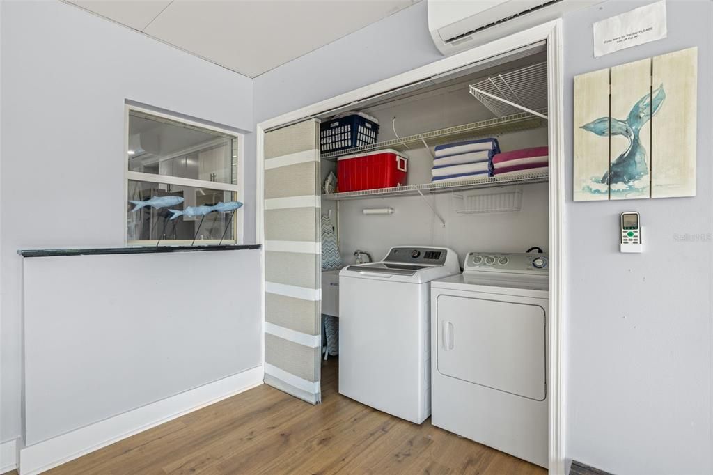 For Sale: $859,000 (4 beds, 2 baths, 2250 Square Feet)