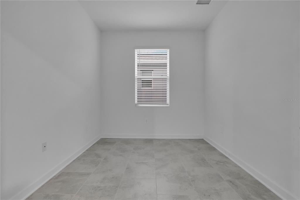 En Venta: $429,900 (4 camas, 3 baños, 2104 Pies cuadrados)