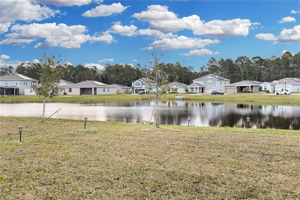 En Venta: $429,900 (4 camas, 3 baños, 2104 Pies cuadrados)