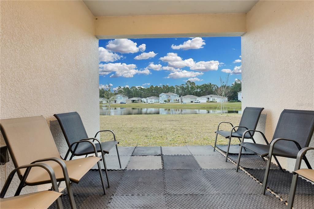 En Venta: $429,900 (4 camas, 3 baños, 2104 Pies cuadrados)