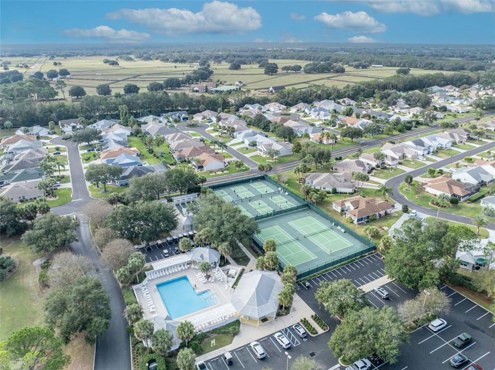 待售: $320,000 (2 贝兹, 2 浴室, 1174 平方英尺)