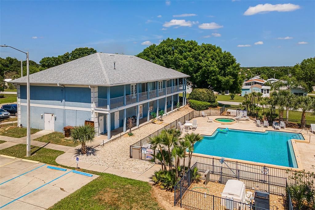 For Sale: $208,900 (3 beds, 2 baths, 1568 Square Feet)