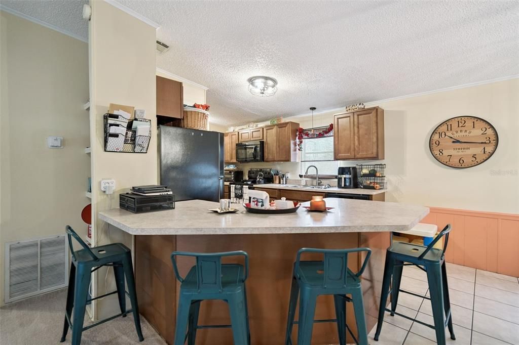 For Sale: $208,900 (3 beds, 2 baths, 1568 Square Feet)