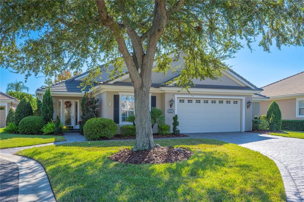 For Sale: $1,095,000 (3 beds, 2 baths, 2912 Square Feet)