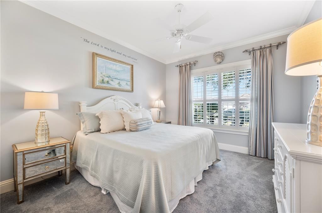 For Sale: $1,095,000 (3 beds, 2 baths, 2912 Square Feet)