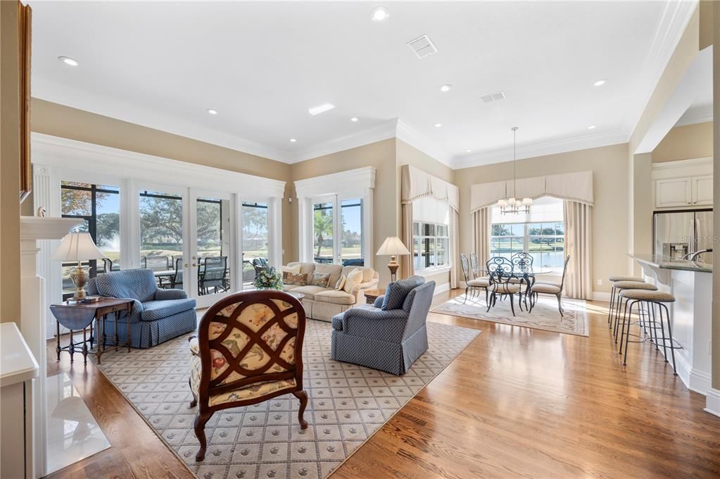 For Sale: $1,095,000 (3 beds, 2 baths, 2912 Square Feet)