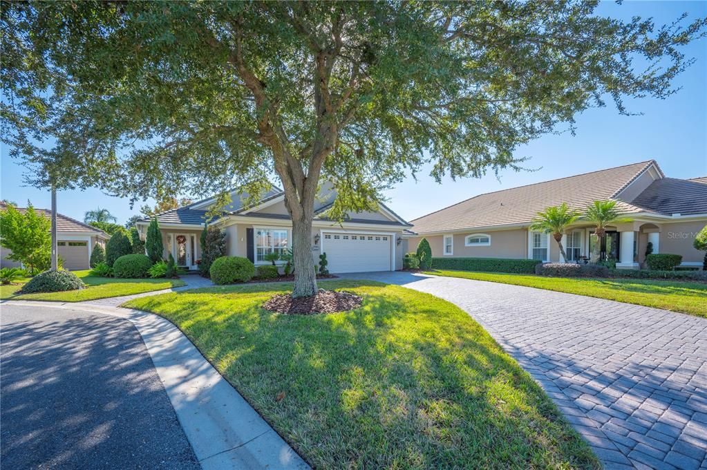 For Sale: $1,095,000 (3 beds, 2 baths, 2912 Square Feet)