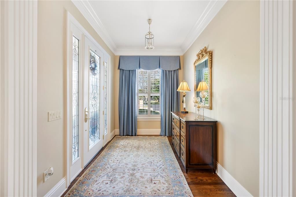 For Sale: $1,095,000 (3 beds, 2 baths, 2912 Square Feet)