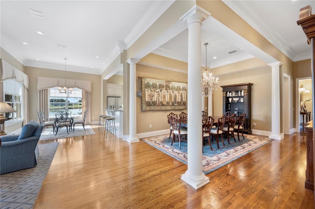 For Sale: $1,095,000 (3 beds, 2 baths, 2912 Square Feet)