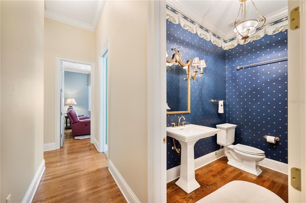 For Sale: $1,095,000 (3 beds, 2 baths, 2912 Square Feet)