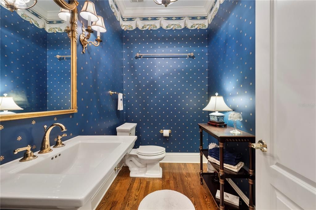 For Sale: $1,095,000 (3 beds, 2 baths, 2912 Square Feet)