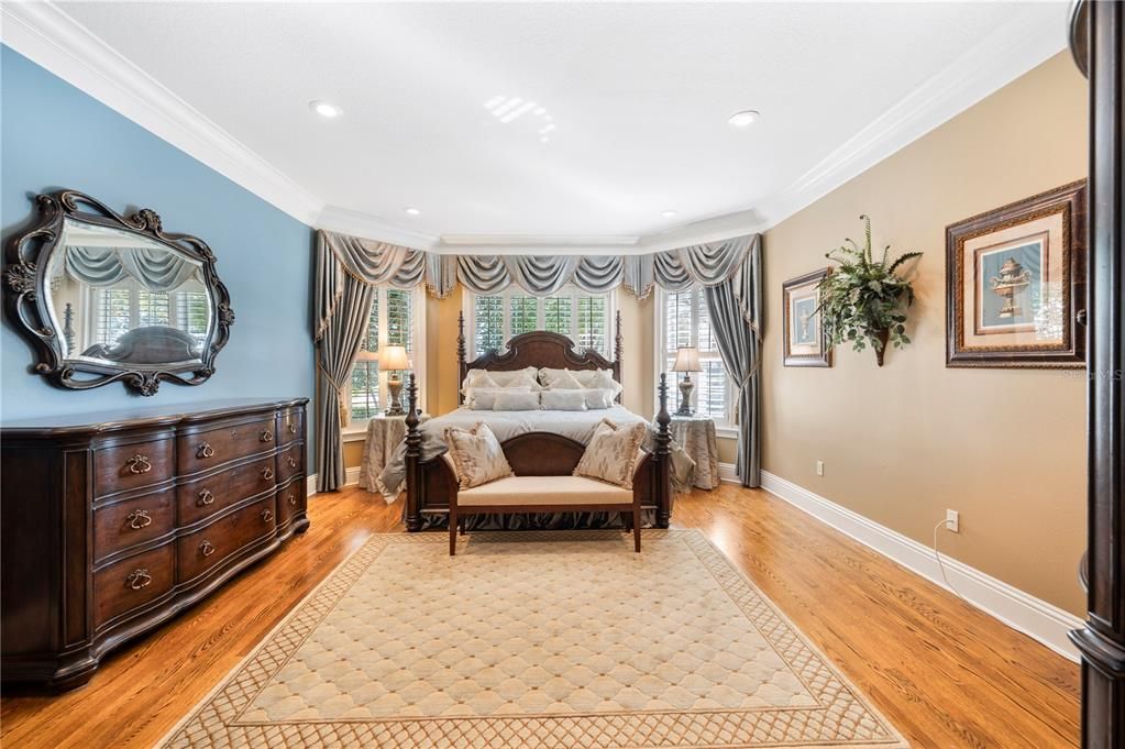 For Sale: $1,095,000 (3 beds, 2 baths, 2912 Square Feet)