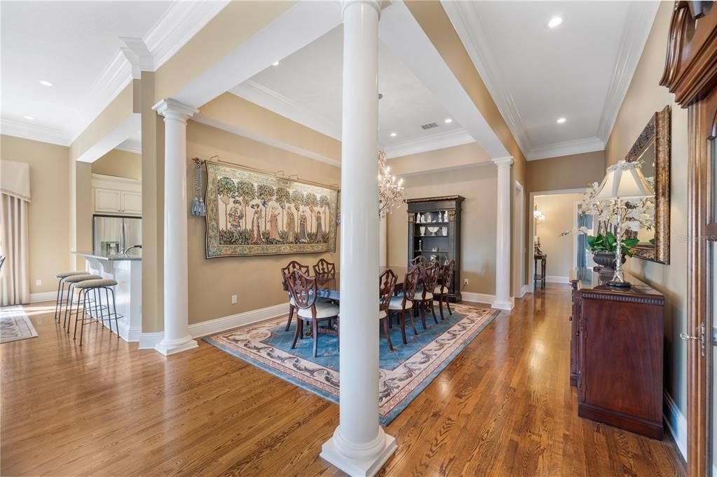 For Sale: $1,095,000 (3 beds, 2 baths, 2912 Square Feet)