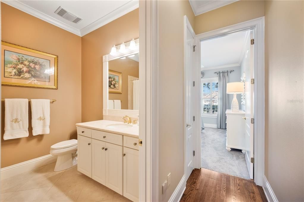 For Sale: $1,095,000 (3 beds, 2 baths, 2912 Square Feet)