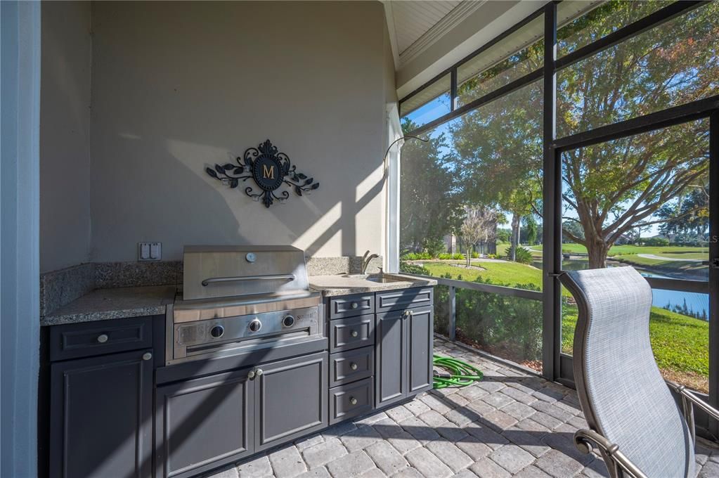 For Sale: $1,095,000 (3 beds, 2 baths, 2912 Square Feet)