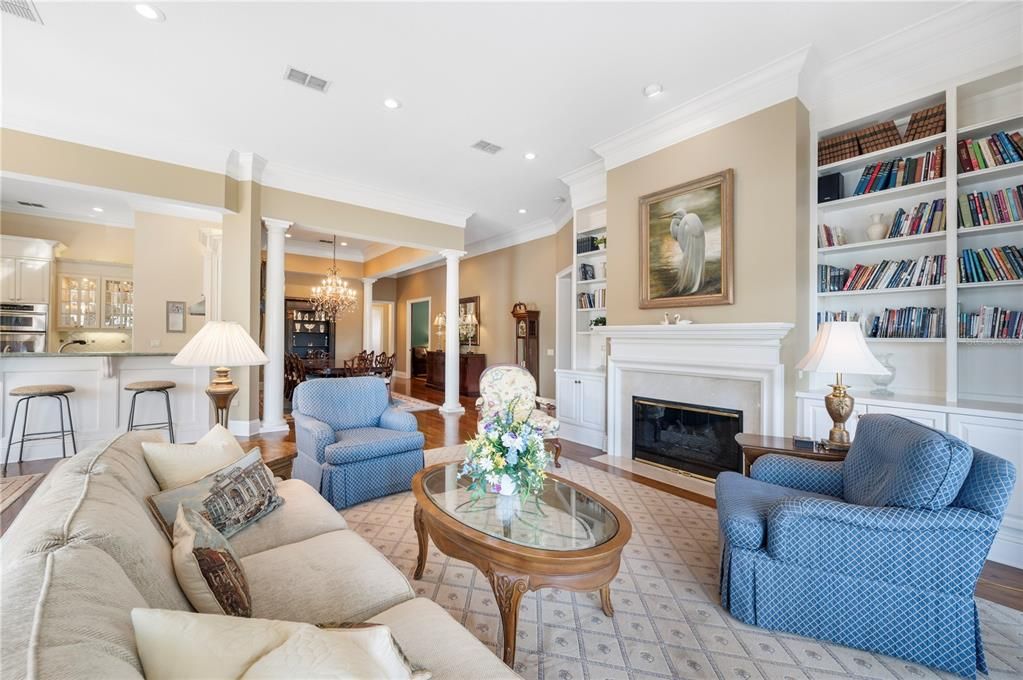 For Sale: $1,095,000 (3 beds, 2 baths, 2912 Square Feet)