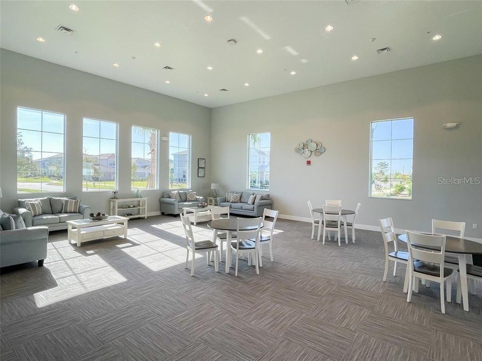 В аренду: $2,850 (4 спален, 3 ванн, 1675 Квадратных фут)