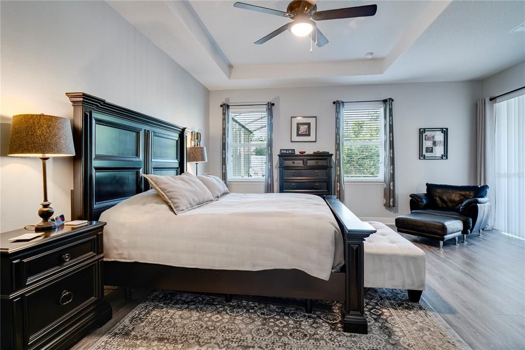 For Sale: $825,000 (4 beds, 2 baths, 2499 Square Feet)