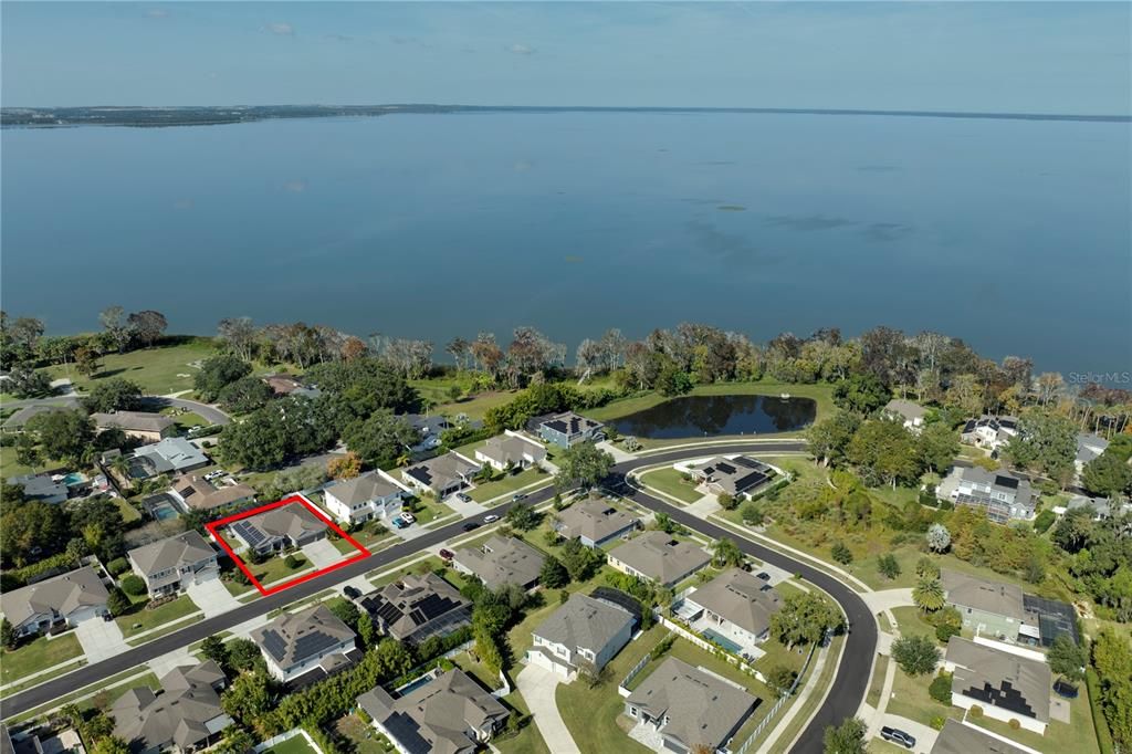 For Sale: $825,000 (4 beds, 2 baths, 2499 Square Feet)