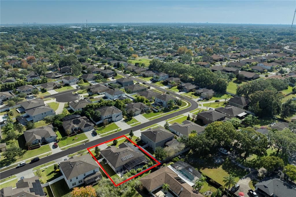 For Sale: $825,000 (4 beds, 2 baths, 2499 Square Feet)