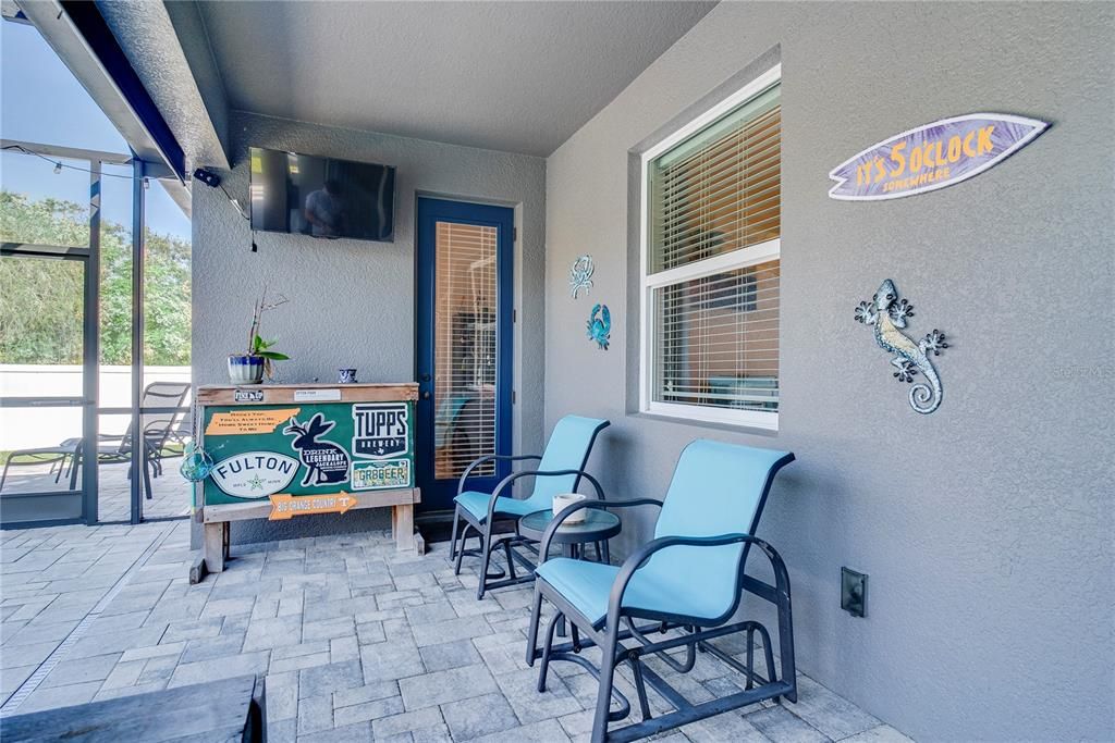 For Sale: $825,000 (4 beds, 2 baths, 2499 Square Feet)