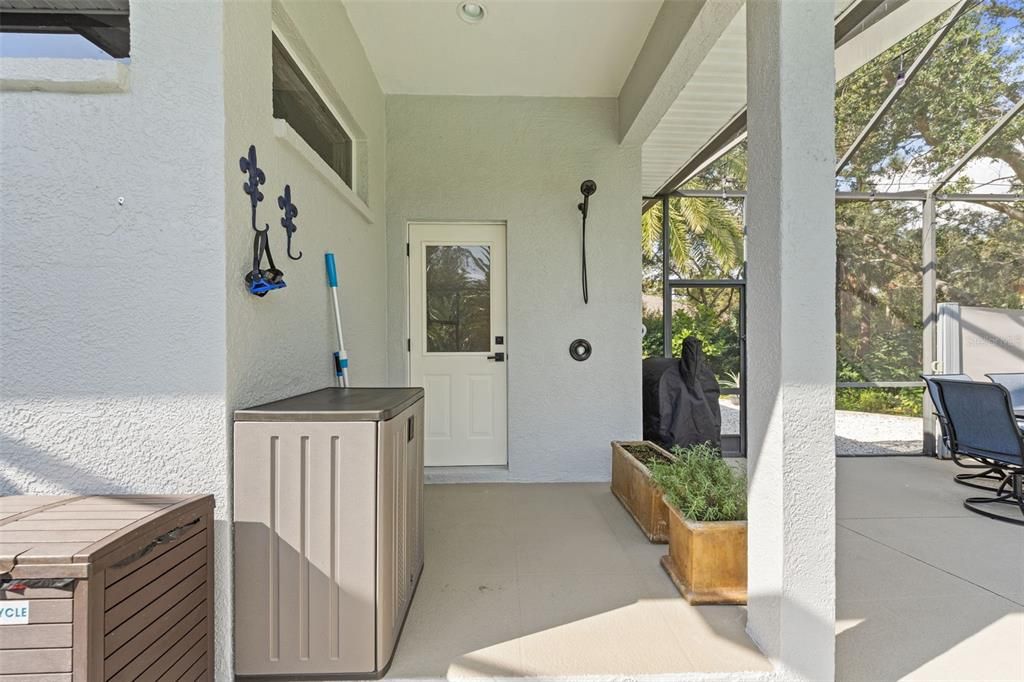 For Sale: $779,000 (3 beds, 2 baths, 2395 Square Feet)