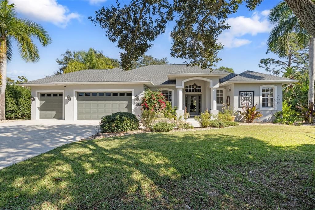 For Sale: $779,000 (3 beds, 2 baths, 2395 Square Feet)