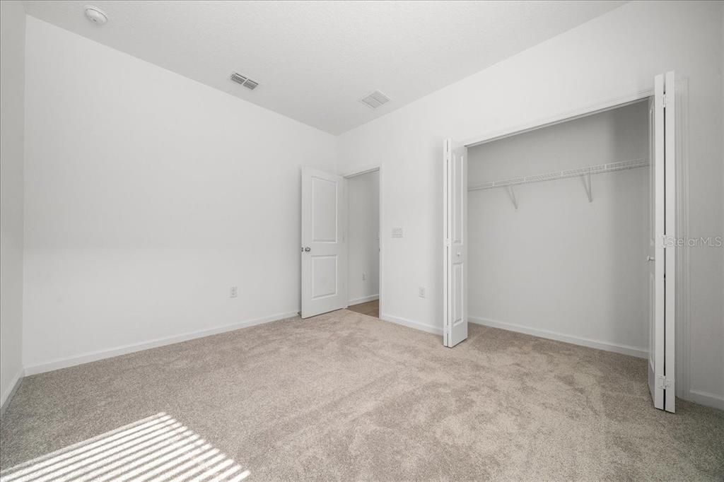 待售: $350,000 (4 贝兹, 3 浴室, 2292 平方英尺)