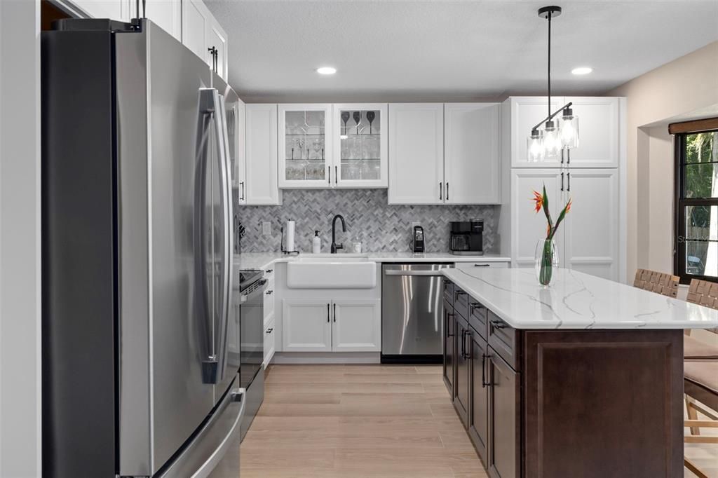 待售: $899,000 (3 贝兹, 2 浴室, 2236 平方英尺)