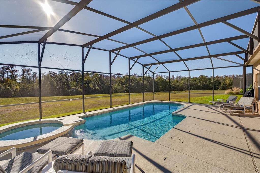 For Sale: $479,000 (5 beds, 3 baths, 2491 Square Feet)