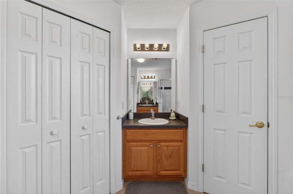 For Sale: $479,000 (5 beds, 3 baths, 2491 Square Feet)