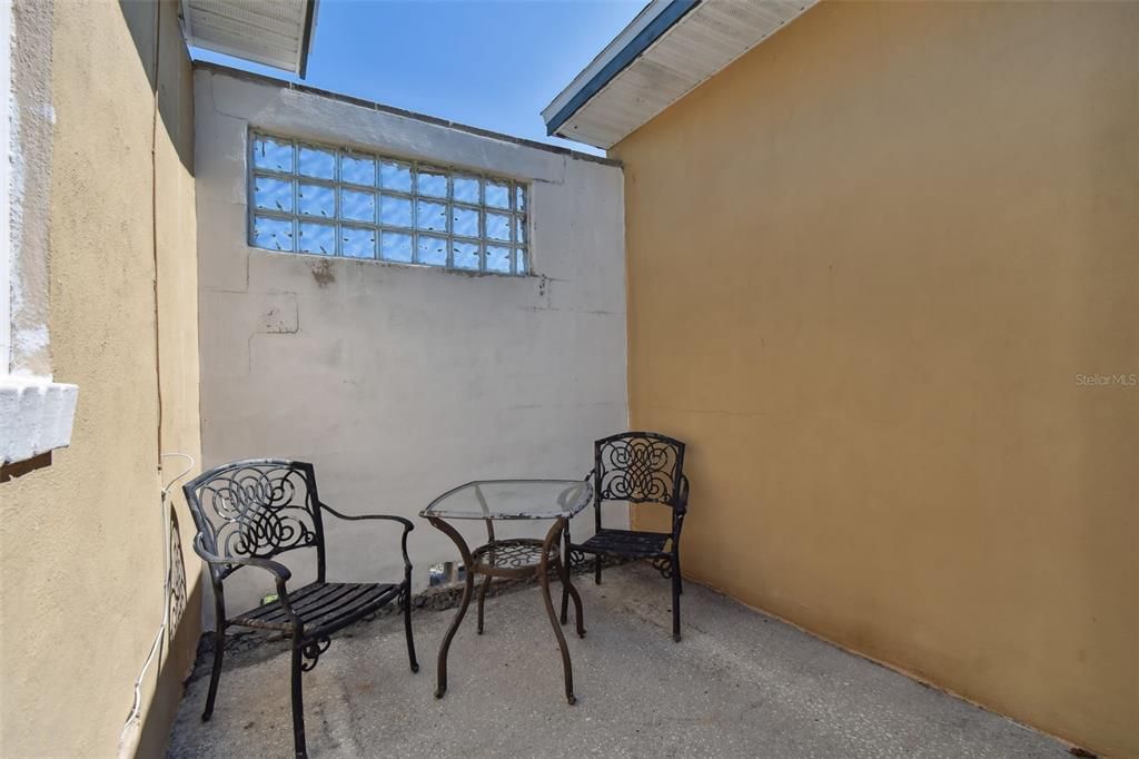 В аренду: $3,200 (3 спален, 2 ванн, 2503 Квадратных фут)