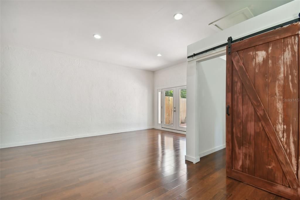 В аренду: $3,200 (3 спален, 2 ванн, 2503 Квадратных фут)