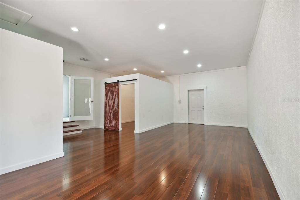 В аренду: $3,200 (3 спален, 2 ванн, 2503 Квадратных фут)