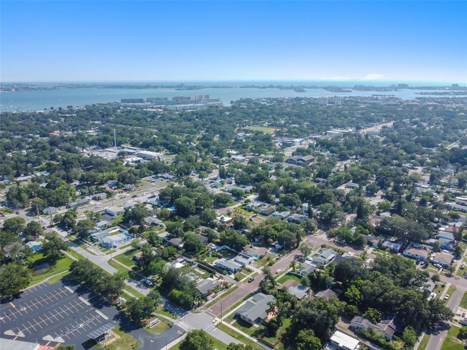 В аренду: $3,200 (3 спален, 2 ванн, 2503 Квадратных фут)