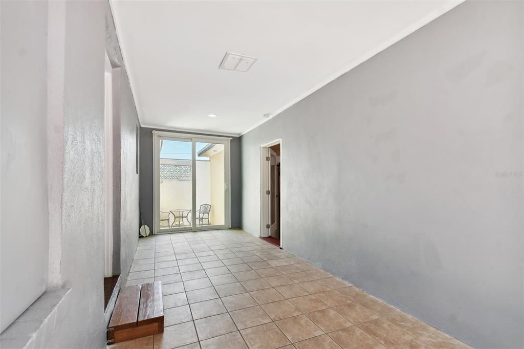 В аренду: $3,200 (3 спален, 2 ванн, 2503 Квадратных фут)