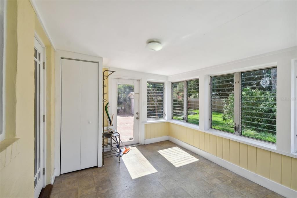 В аренду: $3,200 (3 спален, 2 ванн, 2503 Квадратных фут)