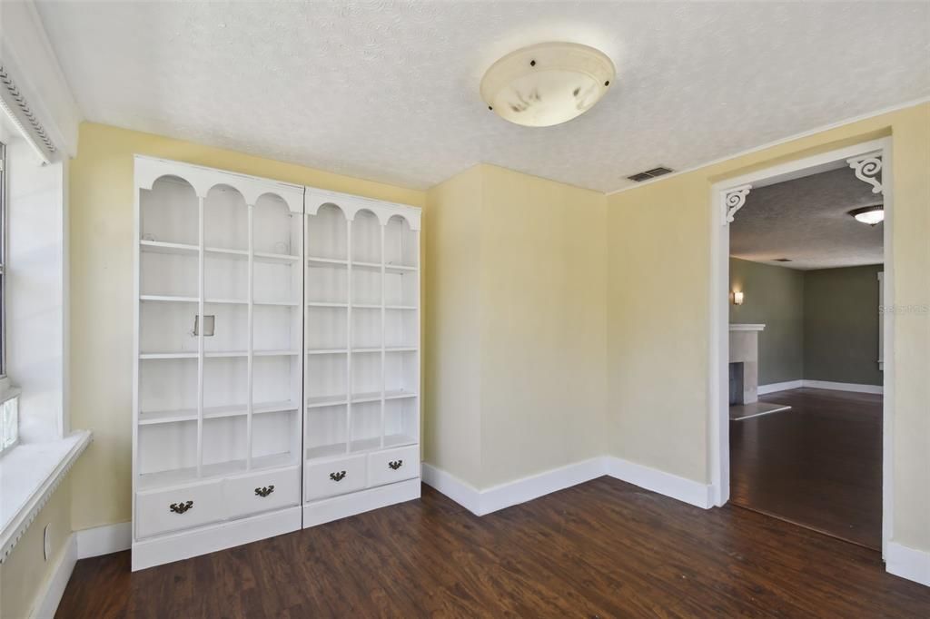 В аренду: $3,200 (3 спален, 2 ванн, 2503 Квадратных фут)