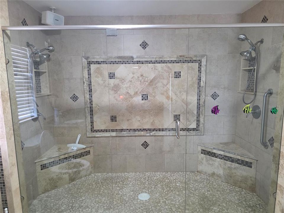 En Venta: $524,000 (3 camas, 2 baños, 2555 Pies cuadrados)