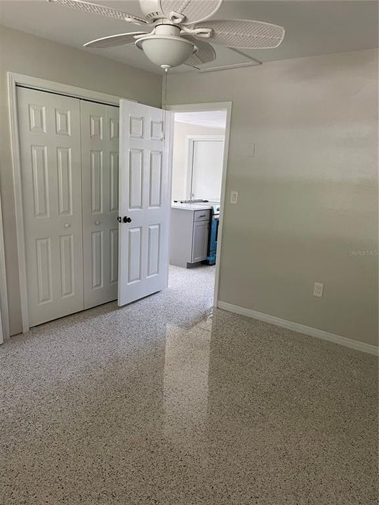 出租: $1,775 (1 贝兹, 1 浴室, 650 平方英尺)