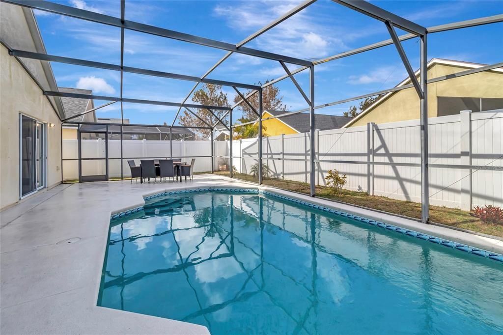 待售: $425,000 (4 贝兹, 3 浴室, 1895 平方英尺)