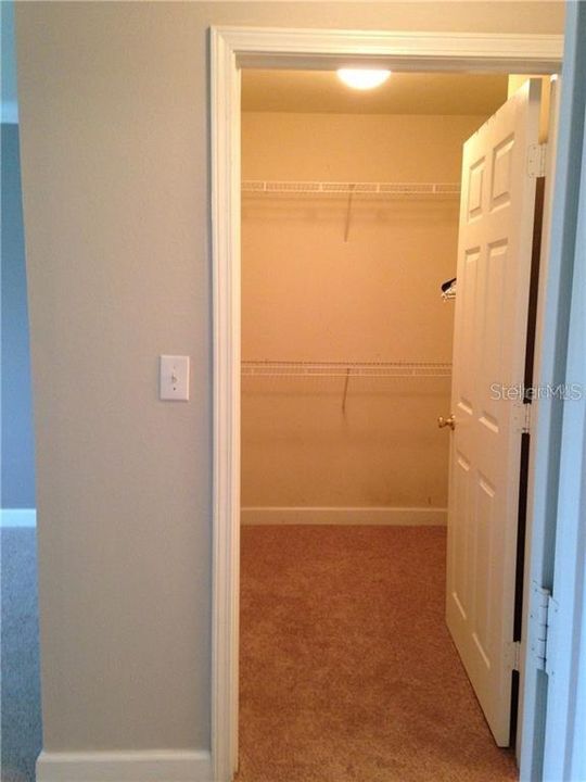 For Rent: $1,600 (2 beds, 2 baths, 1133 Square Feet)