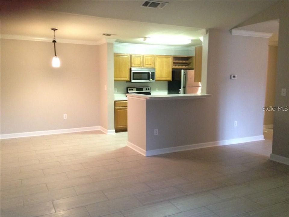 For Rent: $1,600 (2 beds, 2 baths, 1133 Square Feet)