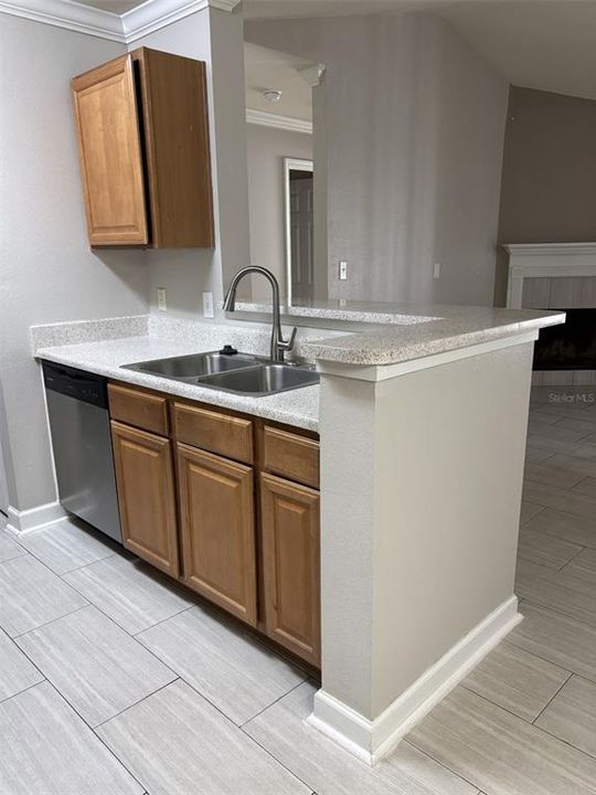 For Rent: $1,600 (2 beds, 2 baths, 1133 Square Feet)